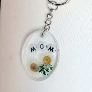 Resin Epoxy Mom Keychain with Flowers Handmade